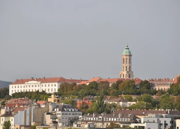 Budacastle Panoramic Luxurious Family Apt, Free Parking Included 부다페스트